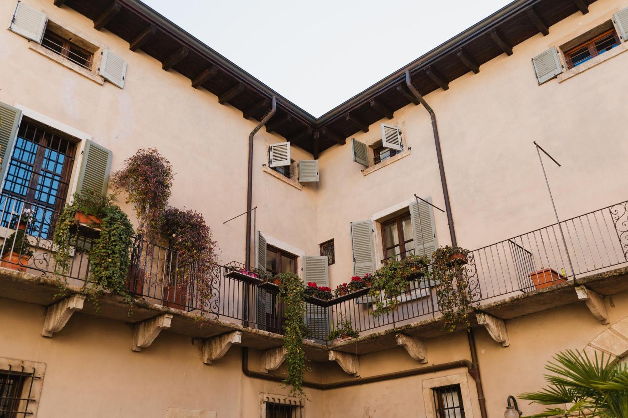 Loft Artigliere Centro Verona 120Mq 4 Rooms Exterior foto