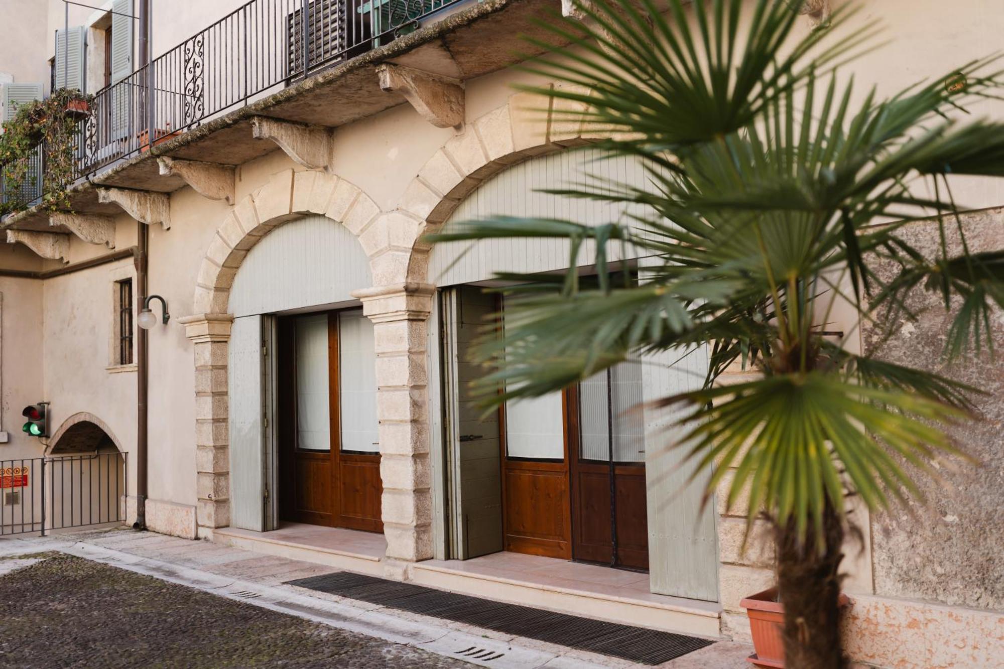 Loft Artigliere Centro Verona 120Mq 4 Rooms Exterior foto